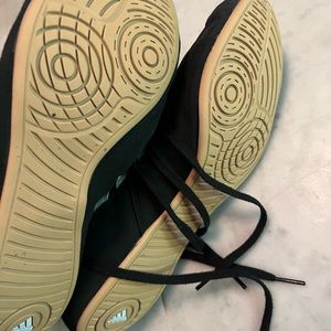 Men’s size 11 men’s wrestling shoes worn one season